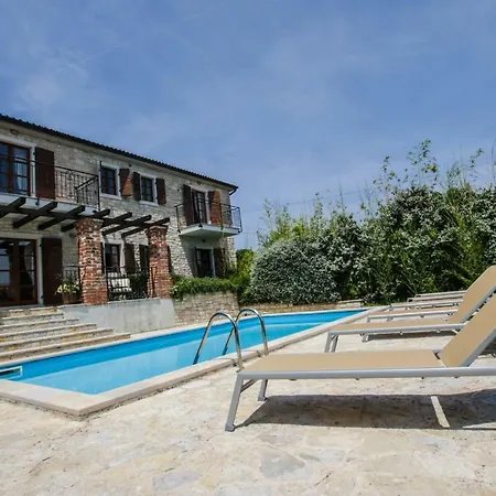 Villa Rosa *